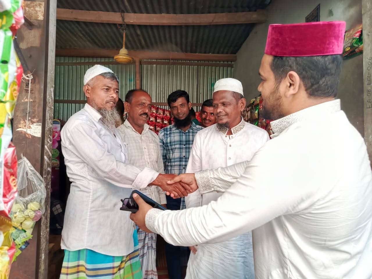 গ্যালারি ছবি ১০